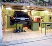 Where to get electricity in nature Autonomous lighting in a garage from a battery
